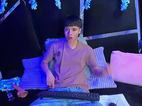 Bruno Cruzz online show from 10/15/25, 02:01