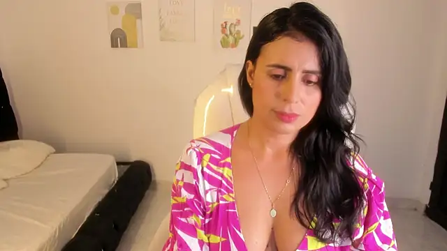 Lilu ds online show from 11/10/25, 08:52