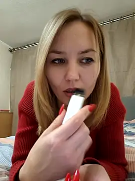 VeroLoverx online show from 10/14/25, 03:13