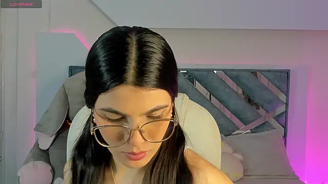 Snapshot of im__abby chatting on 09/19/25, 12:06 im abby online show from 09/19/25, 12:06