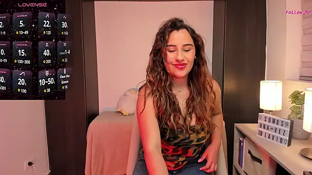 Snapshot of _Sara_london_ chatting on 09/21/25, 03:08 Sara london online show from 09/21/25, 03:08