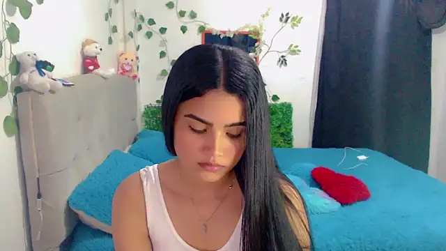 Snapshot of Chiara_latina chatting on 09/25/25, 07:39 Chiara latina online show from 09/25/25, 07:39