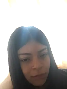 Snapshot of LunaJacobs chatting on 10/05/25, 12:25 LunaJacobs online show from 10/05/25, 12:25