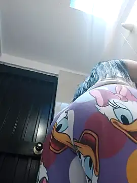 Snapshot of LunaJacobs chatting on 10/07/25, 03:09 LunaJacobs online show from 10/07/25, 03:09