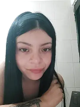 Snapshot of LunaJacobs chatting on 11/12/25, 12:11 LunaJacobs online show from 11/12/25, 12:11