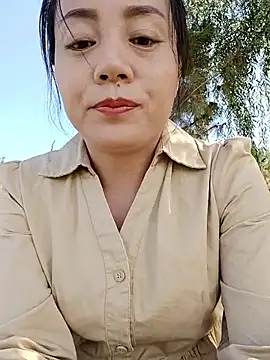Snapshot of bingxin- chatting on 09/10/25, 04:01 bingxin- online show from 09/10/25, 04:01