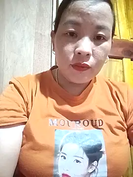 Snapshot of ningchun20 chatting on 10/17/25, 02:19 ningchun20 online show from 10/17/25, 02:19