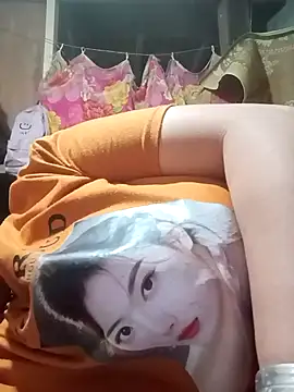 Snapshot of ningchun20 chatting on 10/29/25, 10:22 ningchun20 online show from 10/29/25, 10:22