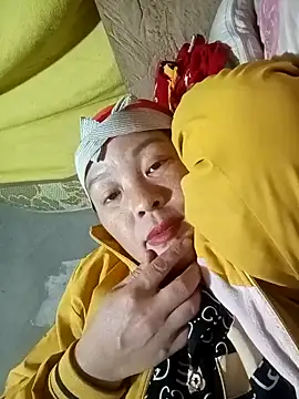 Snapshot of ningchun20 chatting on 11/05/25, 09:09 ningchun20 online show from 11/05/25, 09:09