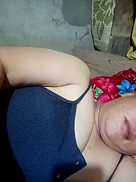 Snapshot of ningchun20 chatting on 11/07/25, 10:32 ningchun20 online show from 11/07/25, 10:32