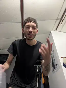 sarabiaarevalo online show from 11/28/25, 03:31