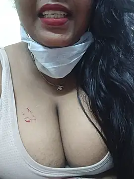 Snapshot of Tamil_Kaamini_Times chatting on 11/06/25, 04:35 Tamil Kaamini Times online show from 11/06/25, 04:35