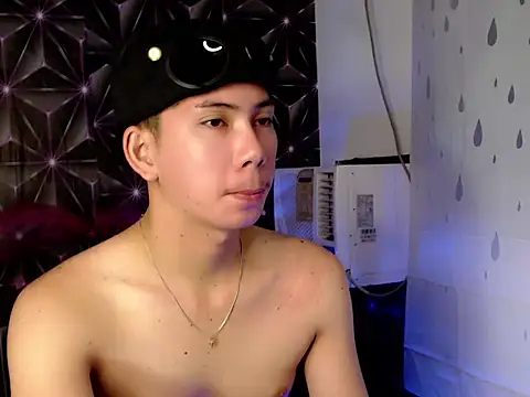 ursweet jade online show from 10/28/25, 10:52