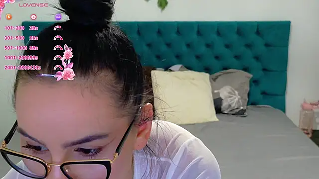 Snapshot of LexieRosse chatting on 09/15/25, 06:46 LexieRosse online show from 09/15/25, 06:46