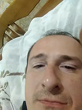 Snapshot of zurab39 chatting on 09/18/25, 05:15 zurab39 online show from 09/18/25, 05:15