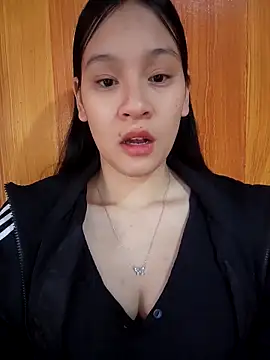 ChiecumBae online show from 11/21/25, 01:37