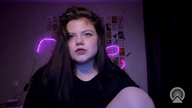 Snapshot of GoddessDarina chatting on 09/09/25, 02:44 GoddessDarina online show from 09/09/25, 02:44