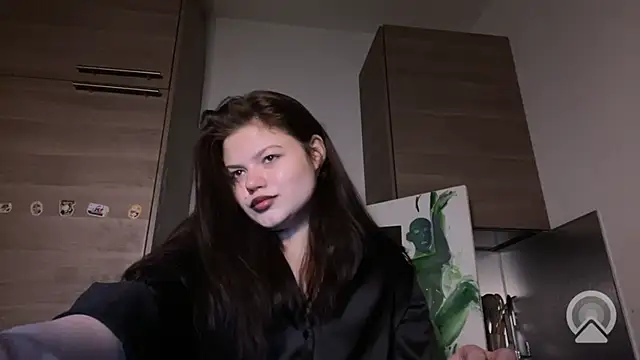 Snapshot of GoddessDarina chatting on 09/22/25, 01:24 GoddessDarina online show from 09/22/25, 01:24