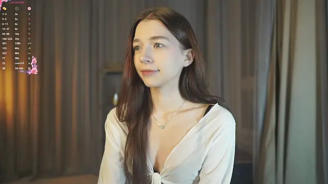 RoxieBolich online show from 11/10/25, 01:43