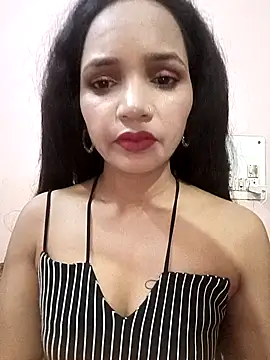 queen lizaa online show from 11/12/25, 04:18