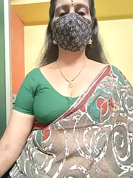 mallu-reshma online show from 10/31/25, 01:12