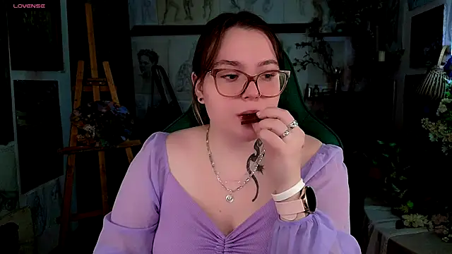 KatrinClark online show from 09/08/25, 04:39