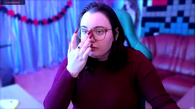 KatrinClark online show from 11/05/25, 04:40