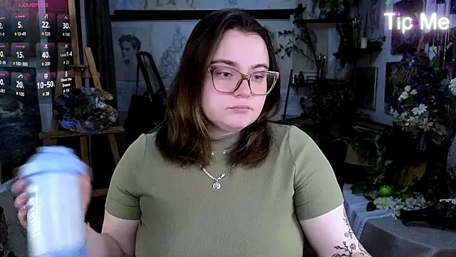 KatrinClark online show from 11/25/25, 04:29