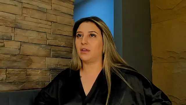 SophiaDior  online show from 10/09/25, 11:41