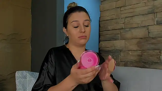 SophiaDior  online show from 10/10/25, 12:37