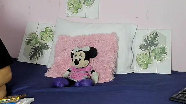 Lady rossee online show from 11/08/25, 01:44