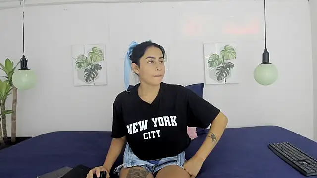 Lady rossee online show from 11/14/25, 01:10