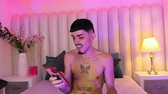 NikoStone  online show from 10/30/25, 04:47