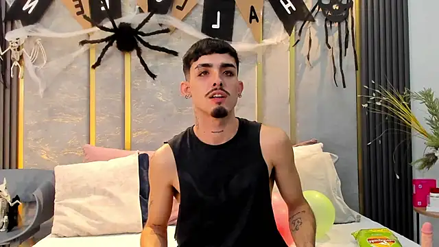 NikoStone  online show from 11/02/25, 04:48