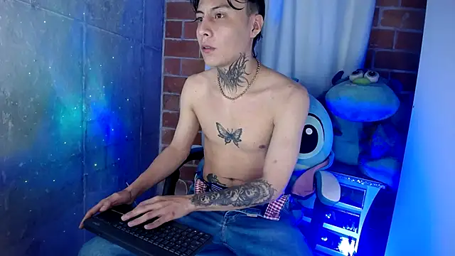 anaximandro hot online show from 11/08/25, 06:13