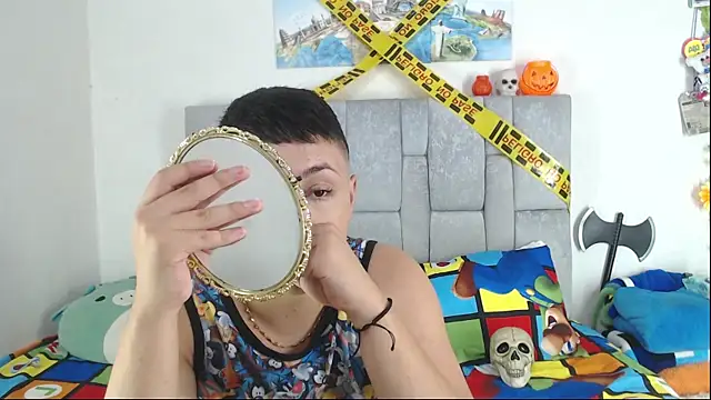 christopher Hot online show from 10/21/25, 12:44