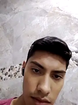 aispuro8505 online show from 10/17/25, 06:05