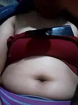 may-squirl online show from 10/08/25, 01:31