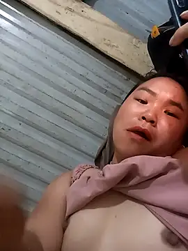 may-squirl online show from 10/11/25, 01:16