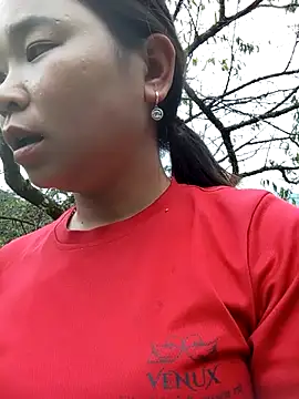 may-squirl online show from 10/22/25, 02:23