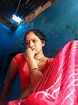 Snapshot of Jooli_xx chatting on 09/16/25, 03:07 Jooli xx online show from 09/16/25, 03:07