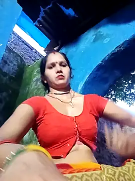 Snapshot of Jooli_xx chatting on 09/19/25, 12:50 Jooli xx online show from 09/19/25, 12:50