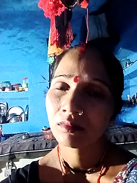 Snapshot of Jooli_xx chatting on 09/20/25, 02:29 Jooli xx online show from 09/20/25, 02:29