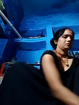 Snapshot of Jooli_xx chatting on 09/27/25, 12:15 Jooli xx online show from 09/27/25, 12:15