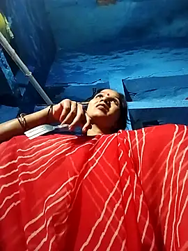 Snapshot of Jooli_xx chatting on 09/28/25, 01:05 Jooli xx online show from 09/28/25, 01:05