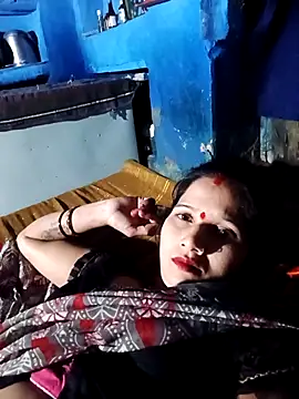 Snapshot of Jooli_xx chatting on 10/01/25, 03:18 Jooli xx online show from 10/01/25, 03:18