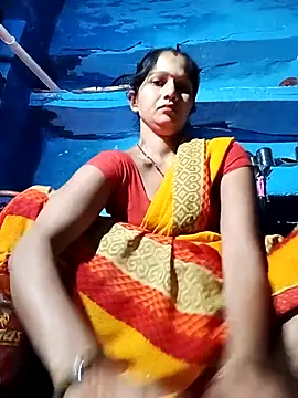 Snapshot of Jooli_xx chatting on 10/03/25, 11:46 Jooli xx online show from 10/03/25, 11:46