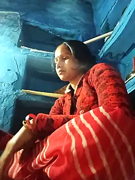 Snapshot of Jooli_xx chatting on 11/18/25, 03:01 Jooli xx online show from 11/18/25, 03:01