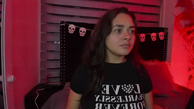 ambar 69  online show from 10/25/25, 04:42