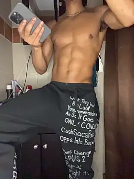 TRILLAHUNG online show from 11/06/25, 09:21